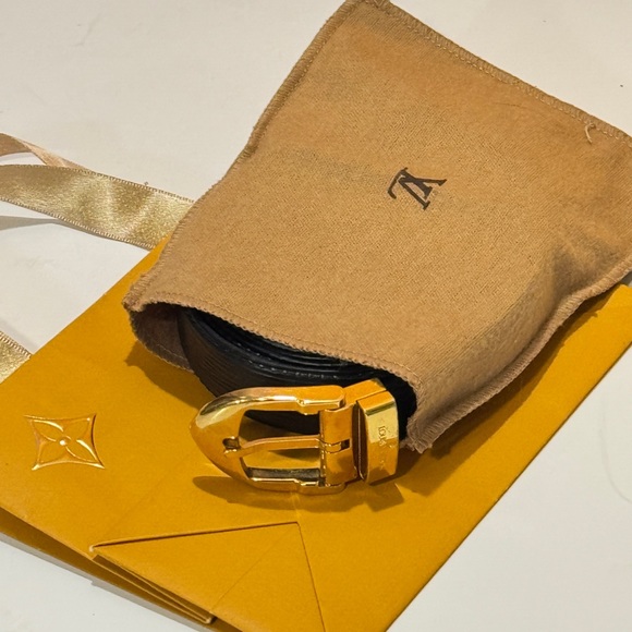 Louis vuitton belt in excellent condition - Picture 5 of 16
